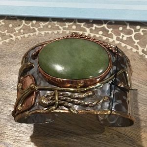 NWT serpentine cuff